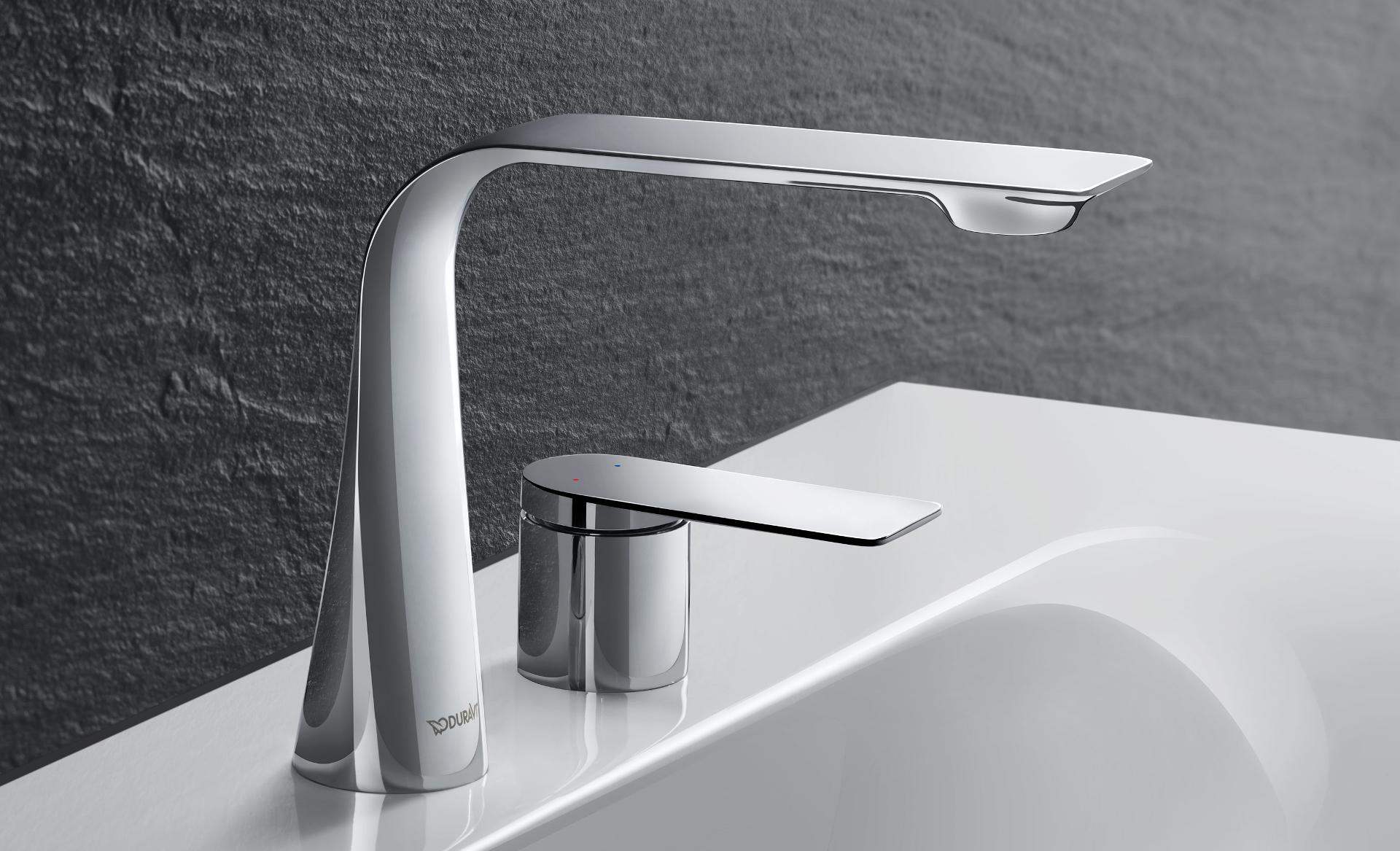 Elegant D1 washbasin faucet with lever handle

