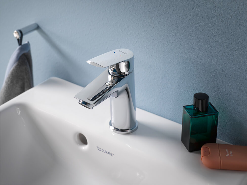 Duravit No.1 faucet on sink
