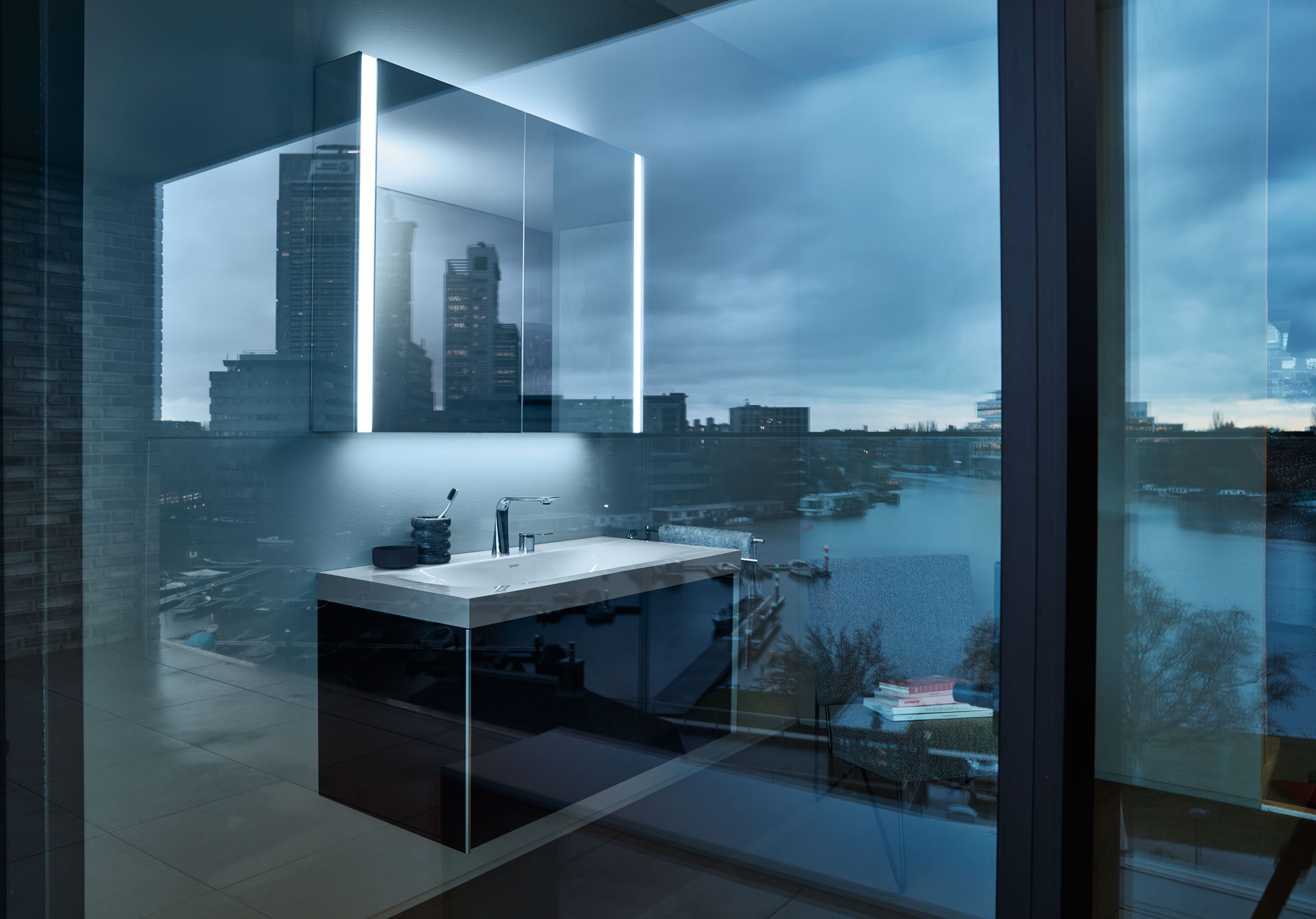 Bathroom with view and Xviu mirror cabinet
