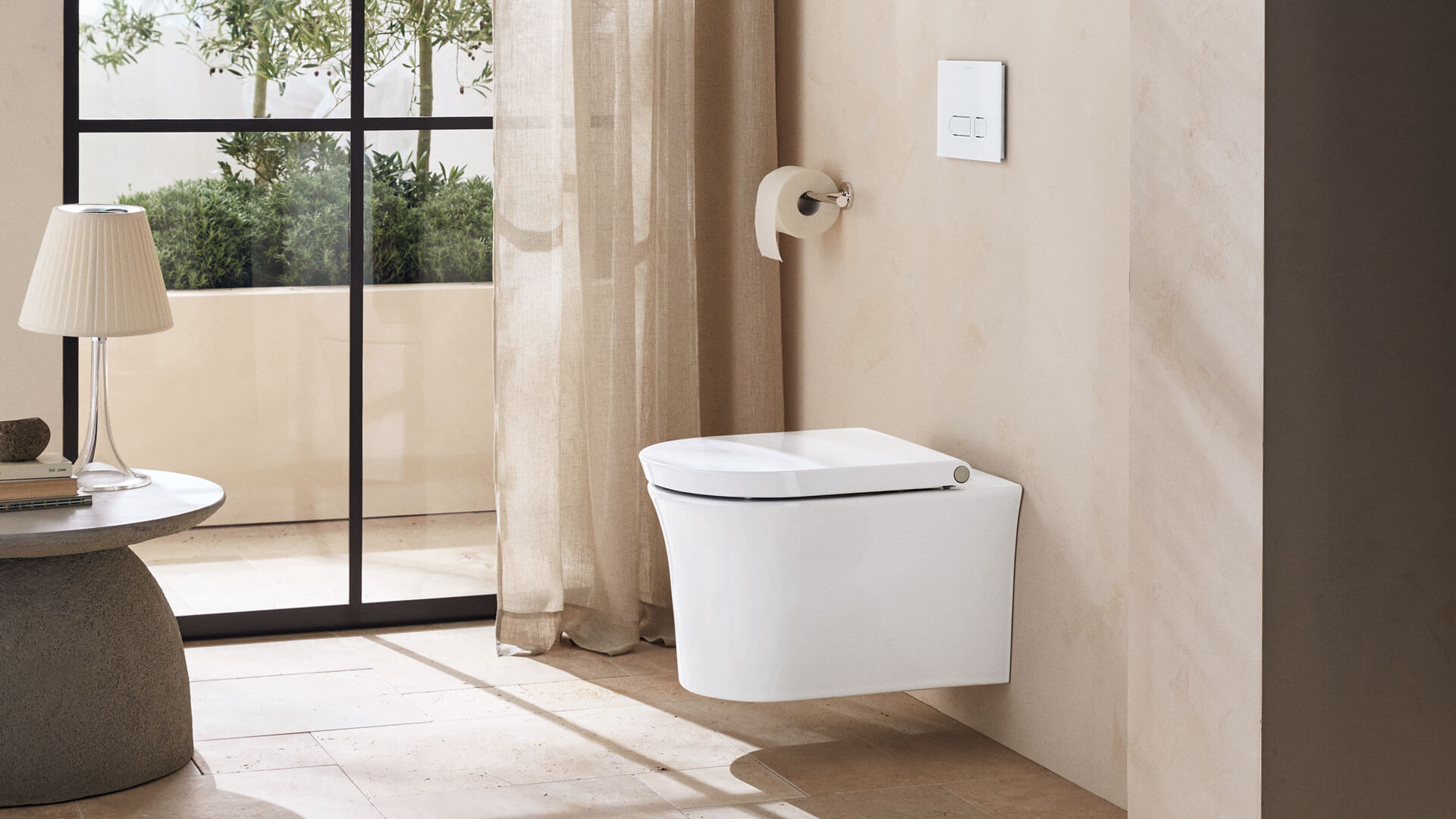 Wall hung WhiteTulip toilet including seat with soft close mechanism

