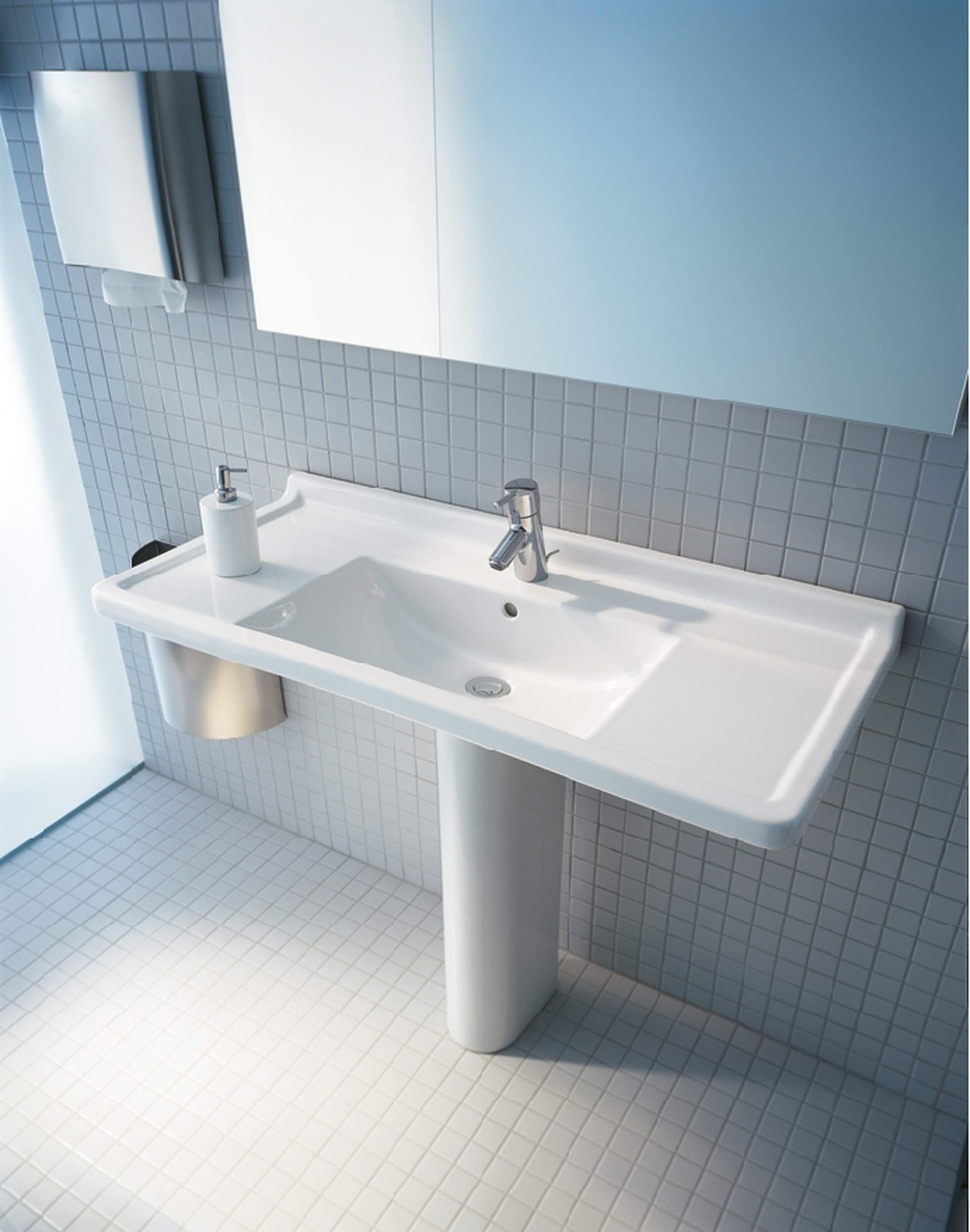 Furniture washbasin, 030480